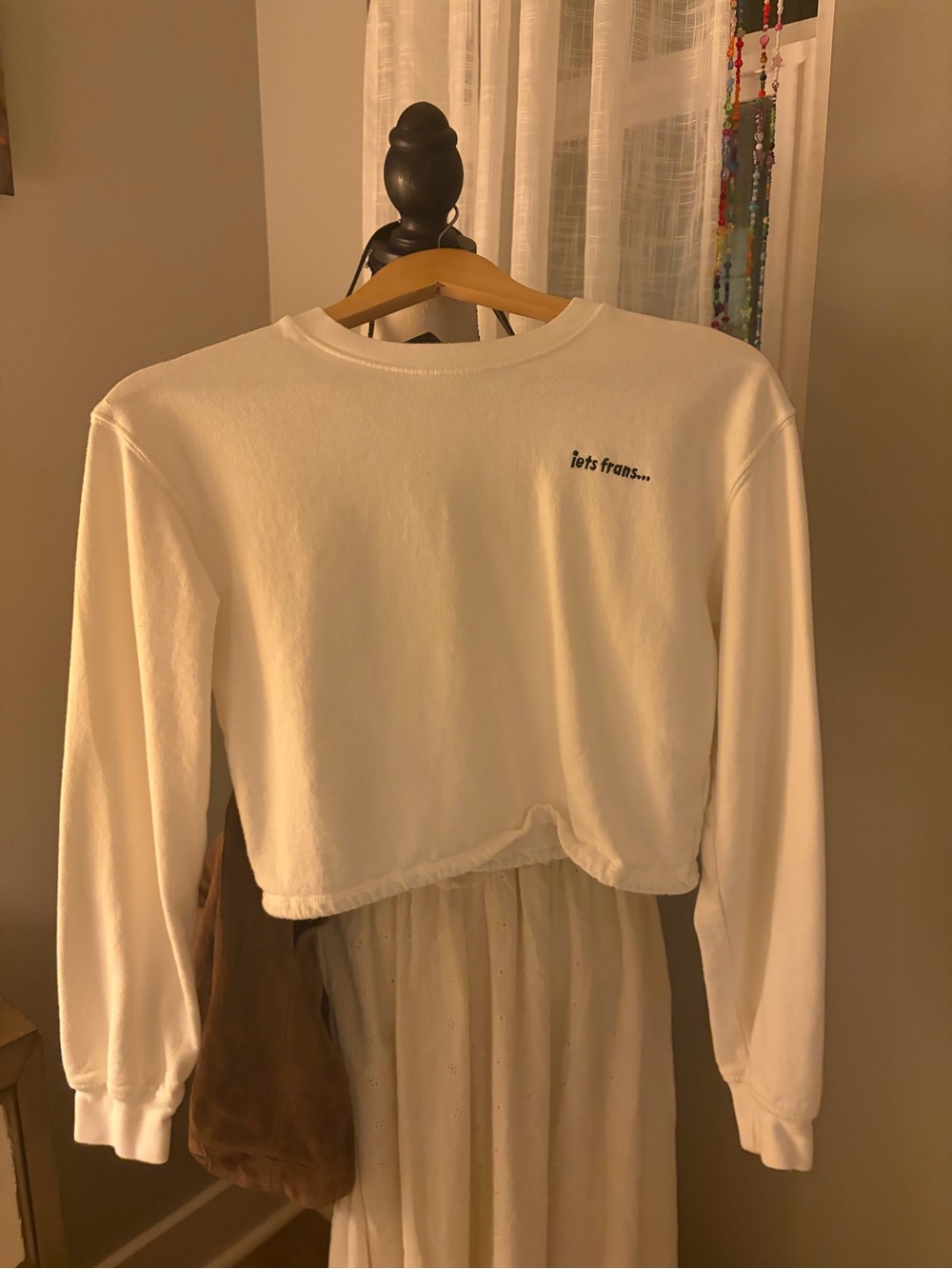 Cropped White Crewneck Sweatshirt